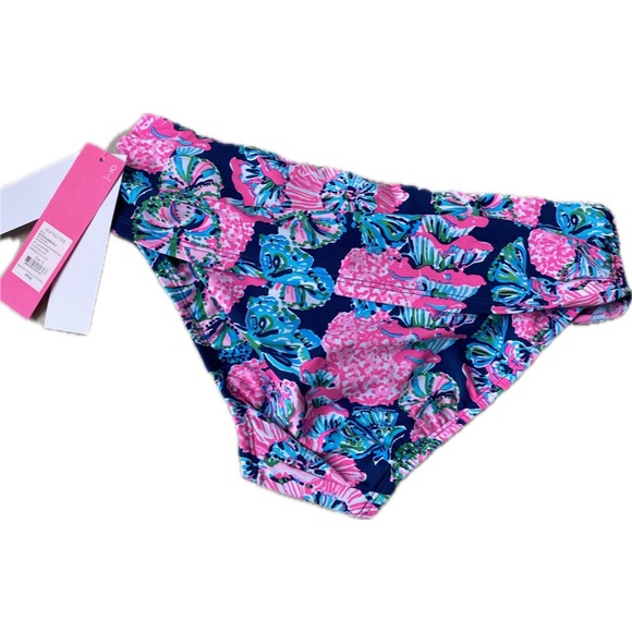 Lilly Pulitzer bikini bottom - Picture 2 of 6